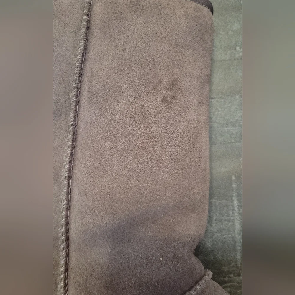 Koolaburra by UGG Size 10